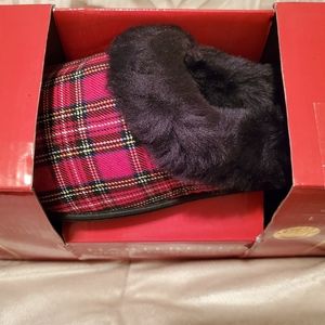 Meet your Posher, Riri